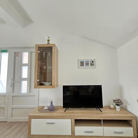 Apartment Vip بيروفاتش المظهر الخارجي الصورة