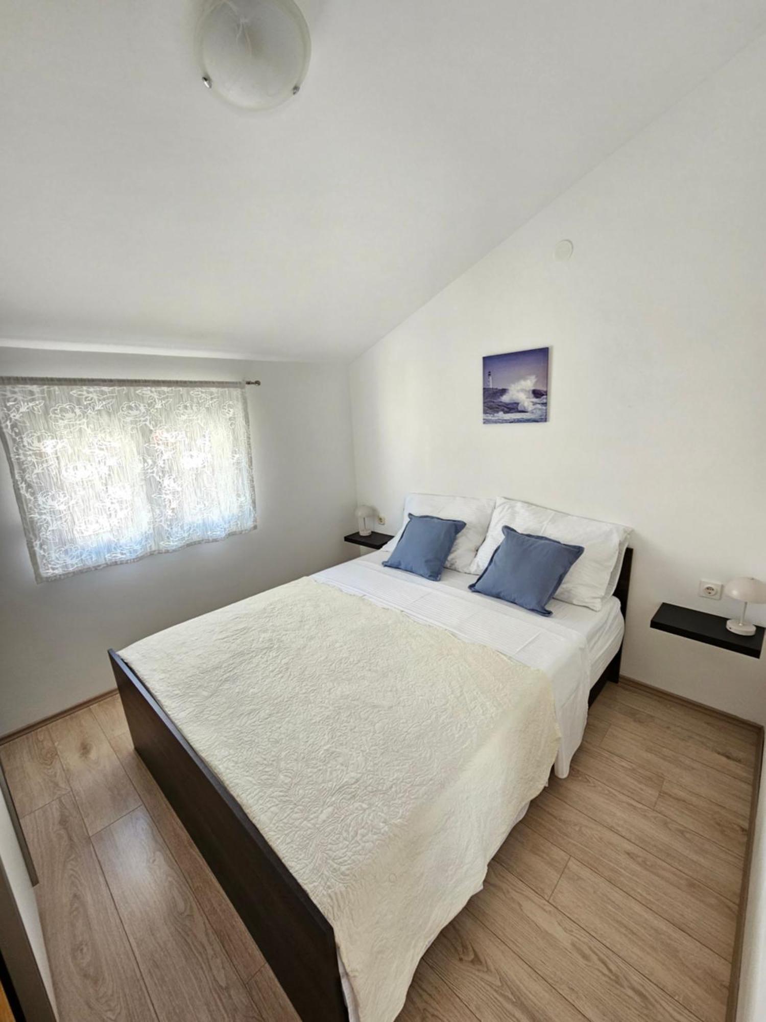 Apartment Vip بيروفاتش المظهر الخارجي الصورة